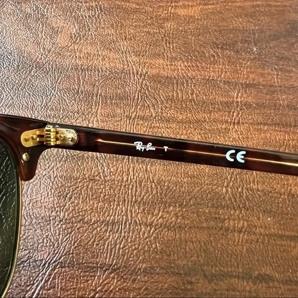 Ray-Ban - Clubmaster Sunglasses - Picture 13 of 14